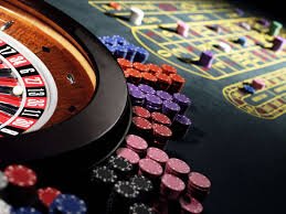 paito hk4d mobile app interface showing sportsbook and live-dealer game categories